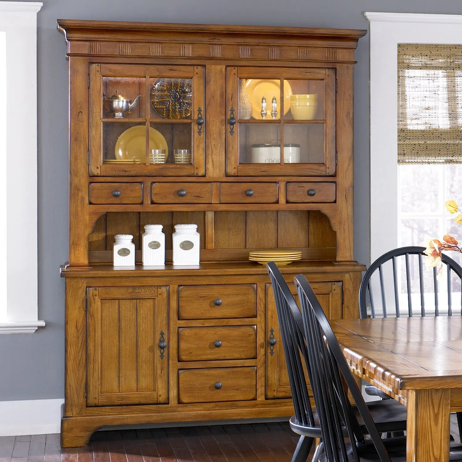 Treasures Hutch & Buffet Set