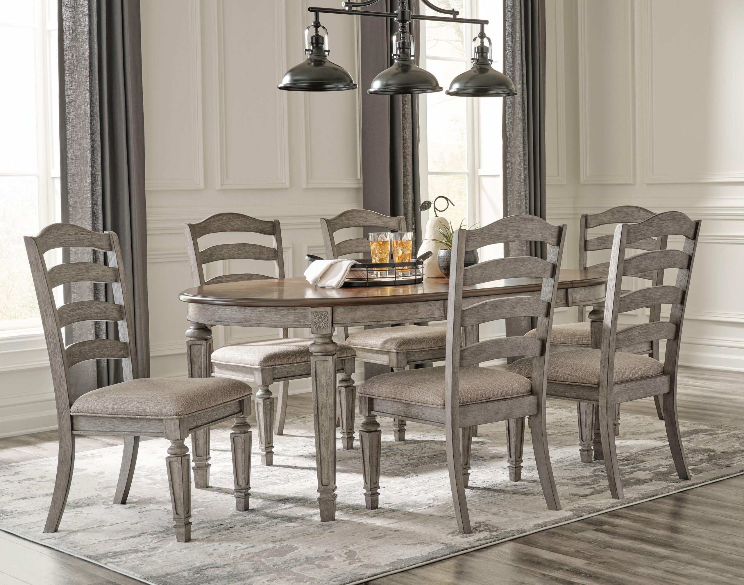 Ashley Lodenbay – Antique Gray – 5 Pc. – Dining Room Extensiontable, 4 Side Chairs